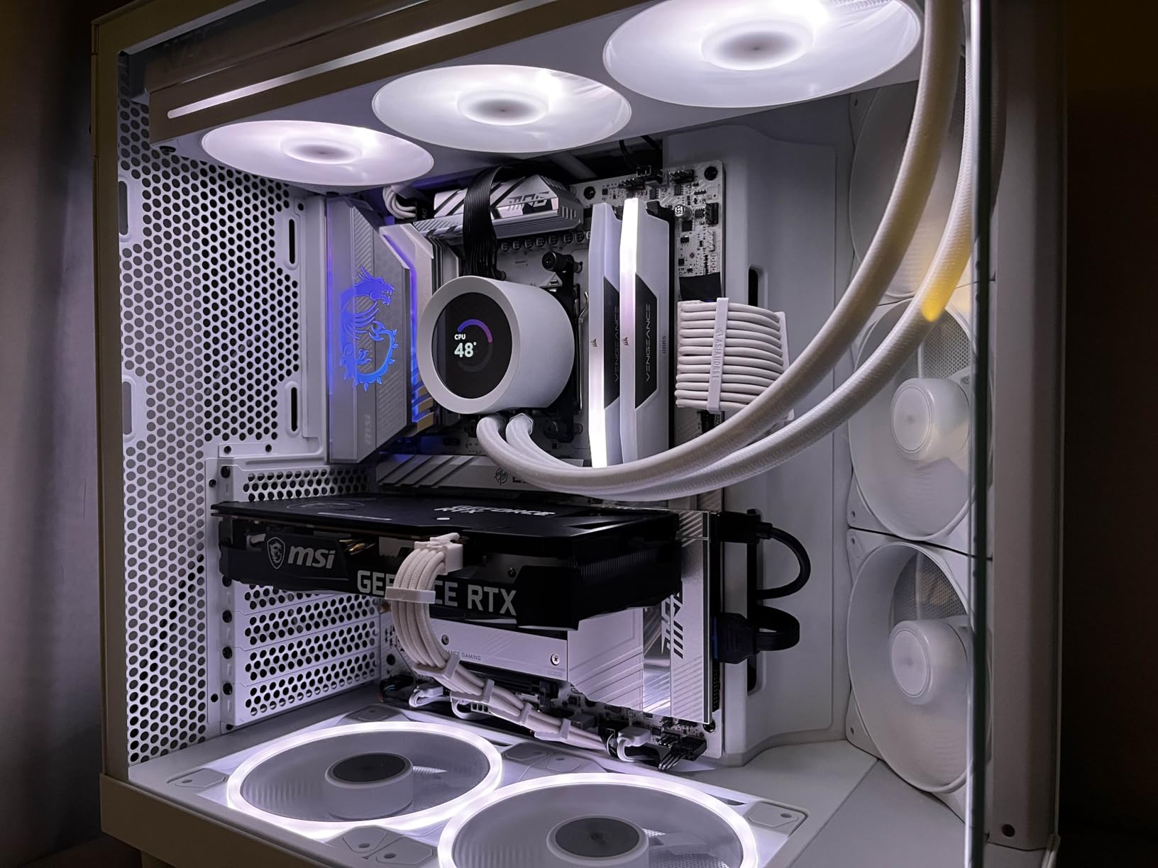 be quiet! Light Wings 140mm PWM High Speed Low Noise Premium ARGB Cooling Fan, 4-Pin, Ideal for Radiators and Heat Sinks, Black, BL075 customer photo 1