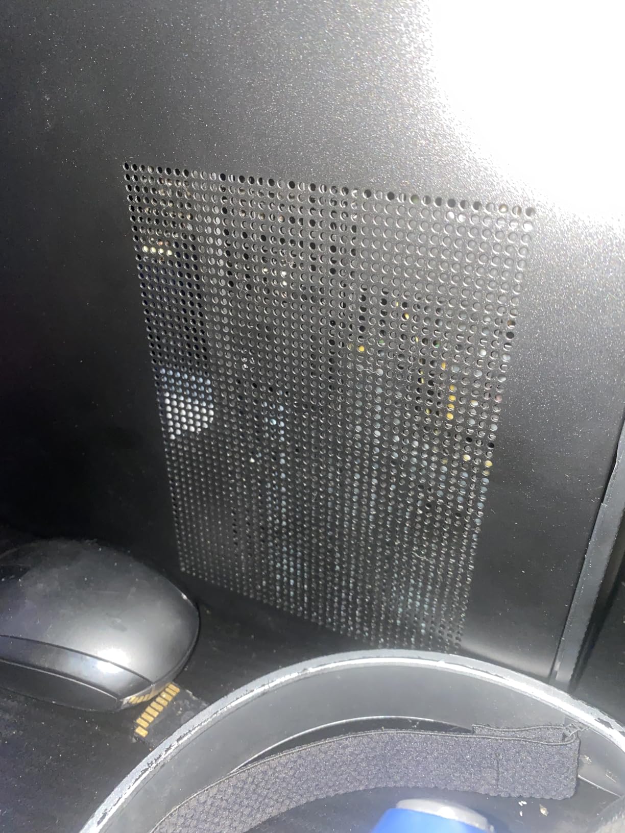 HP Pavilion Gaming Desktop Computer, 10th Generation Intel Core i5-10400F Processor, NVIDIA GeForce RTX 3060 12 GB, 8 GB RAM, 256 GB SSD, Windows 11 Home (TG01-1183w, Black) customer photo 1