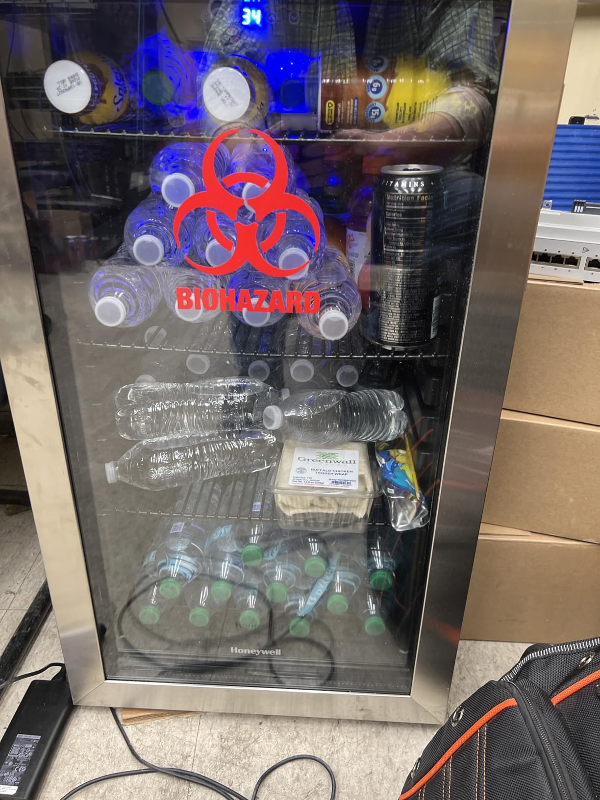 Honeywell Beverage Refrigerator and Cooler, 116 Can Mini Fridge with Glass Door for Soda Beer or Wine for Office or Bar with Adjustable Removable Shelving, Commercial Grade customer photo 1