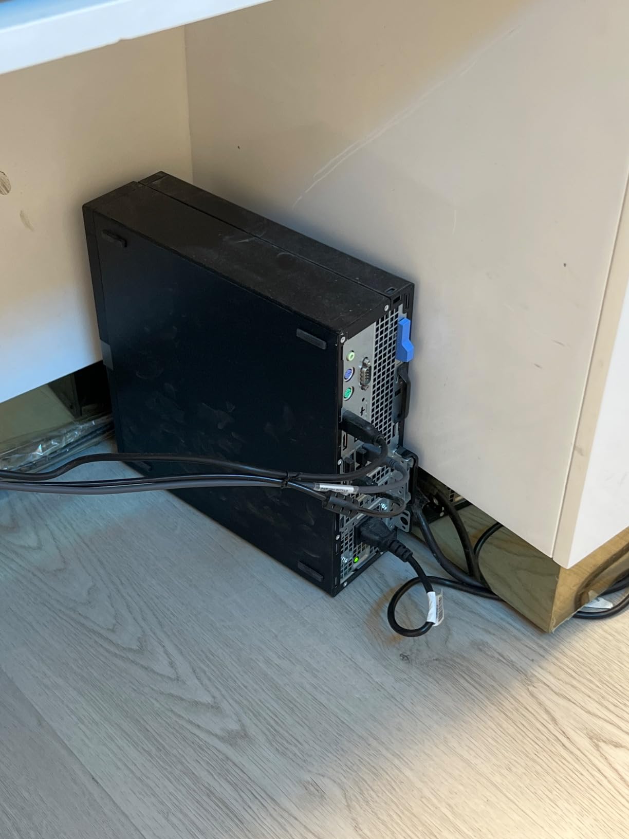 Dell OptiPlex 7070 SFF Desktop Computer PC, Intel 8 Core i7-9700 3.0GHz up to 4.70GHz,32GB DDR4 Ram New 1TB NVMe M.2 SSD,AX210 Built-in WiFi 6E,Windows 11 Pro, Wireless Keyboard & Mouse (Renewed) customer photo 2