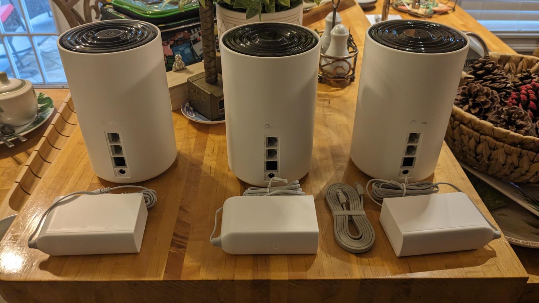TP-Link Deco XE75 Pro AXE5400 Tri-Band WiFi 6E Mesh System - 2.5G WAN/LAN Port, Covers up to 5500 Sq.Ft, Replaces WiFi Router and Extender, AI-Driven Mesh, New 6GHz Band, 2-Pack customer photo 2