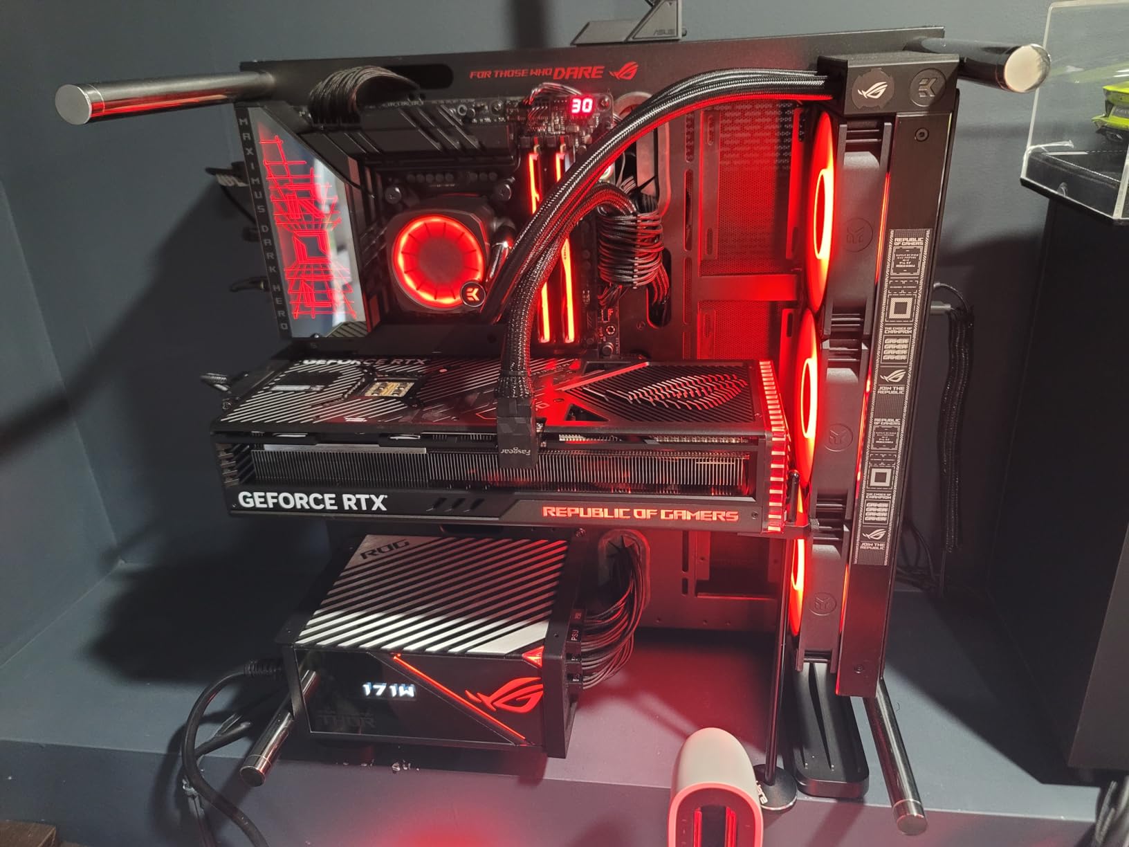 ROG Strix GeForce RTX 4090 OC Edition Gaming Graphics Card (PCIe 4.0, 24GB GDDR6X, HDMI 2.1a, DisplayPort 1.4a), 3 Year Warranty customer photo 2