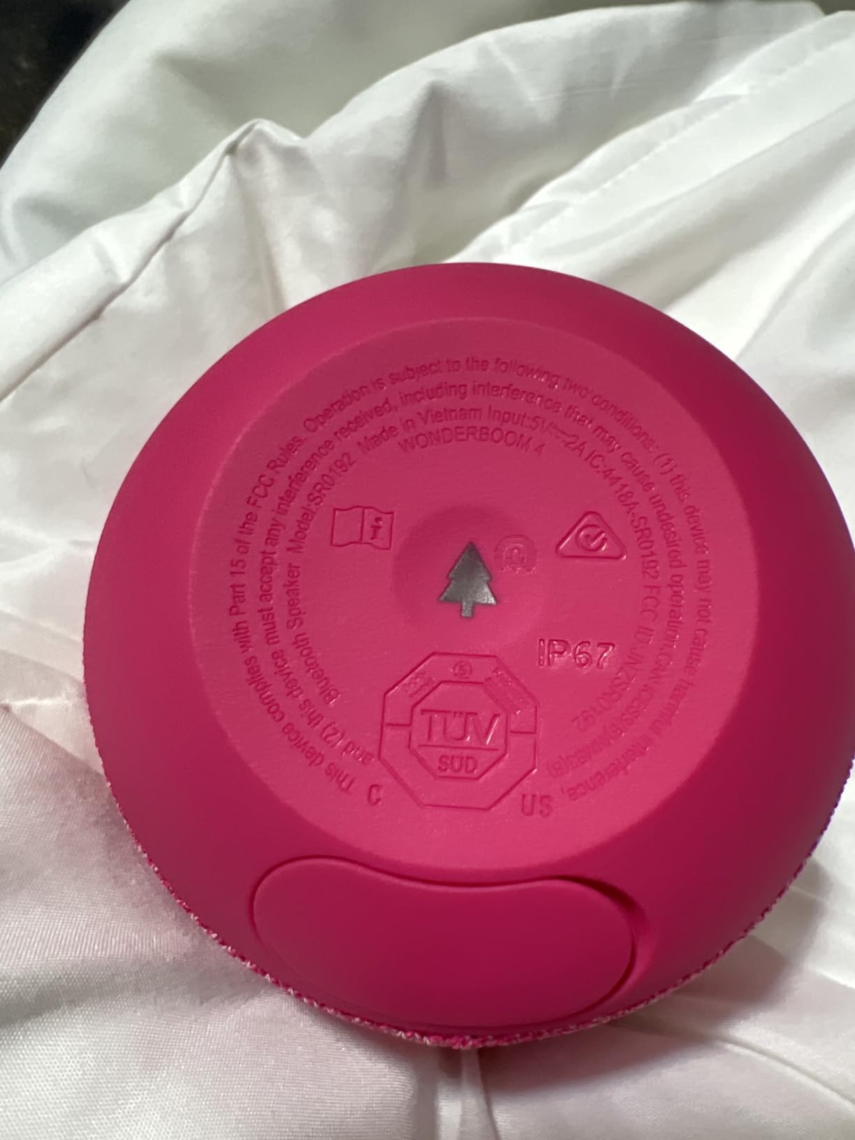 Ultimate Ears WONDERBOOM 4 Portable Waterproof Speaker - Black customer photo 1