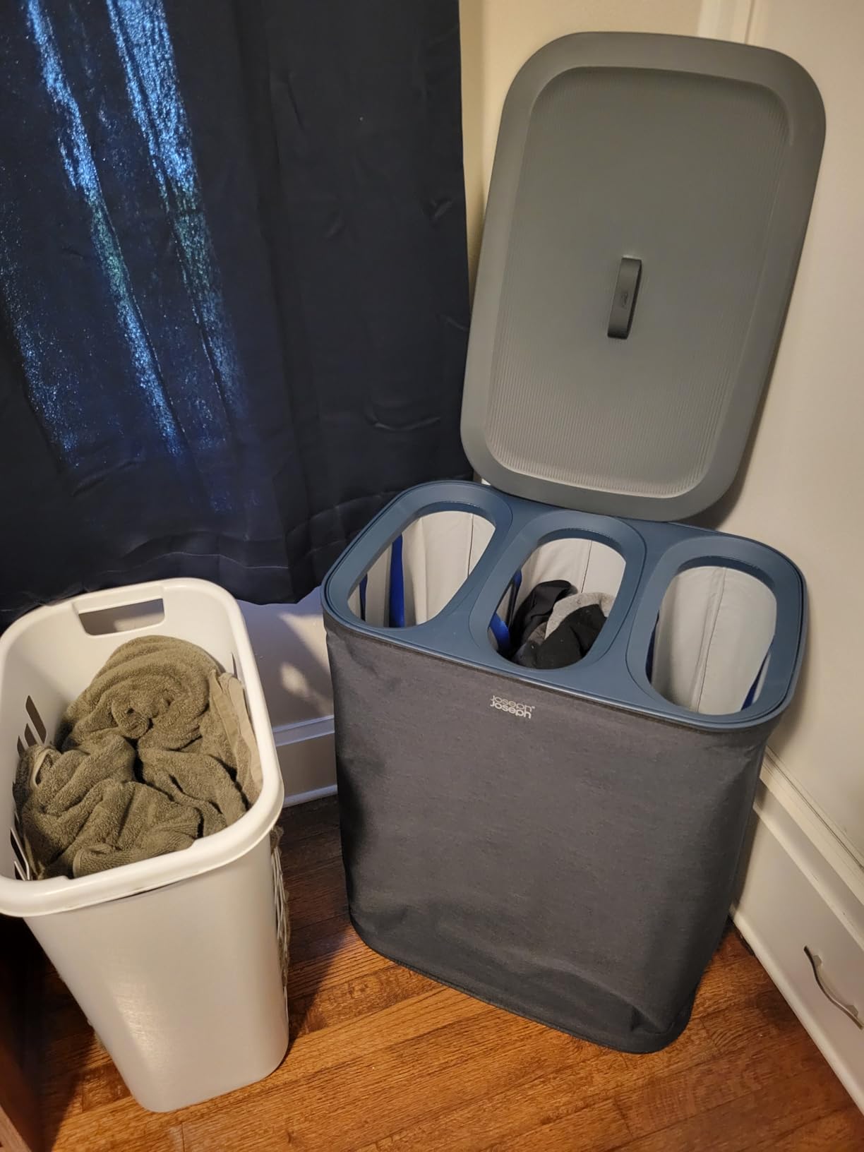 Joseph Joseph Tota Trio 90 liter/23.8 gallon Laundry Hamper Separation Basket with lid, 3 Removable Washing Bags with Handles- Ecru customer photo 1