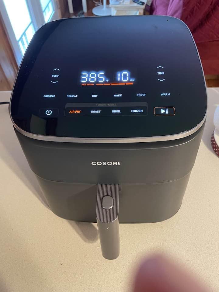 Cosori 9-in-1 TurboBlaze Air Fryer 6 Qt customer photo 1
