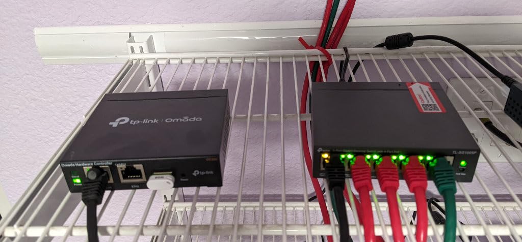 TL-SG116P | 16 Port Gigabit PoE Switch | 16 PoE+ Ports @120W | Plug & Play | Extend, Priority & Isolation Mode | PoE Auto Recovery | Fanless | QoS & IGMP Snooping customer photo 2