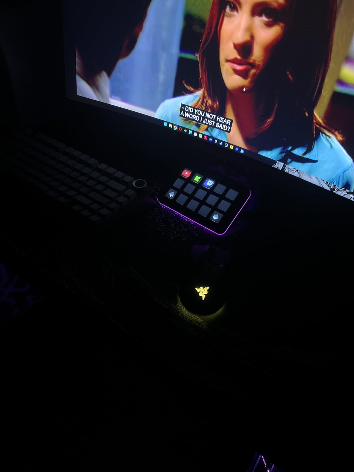 Razer Cobra Wired Gaming Mouse, Gen-3 Optical Switches, 58g, Black | Chroma RGB Lighting with Underglow, Precise 8500 DPI Optical Sensor, 100% PTFE Mouse Feet customer photo 1