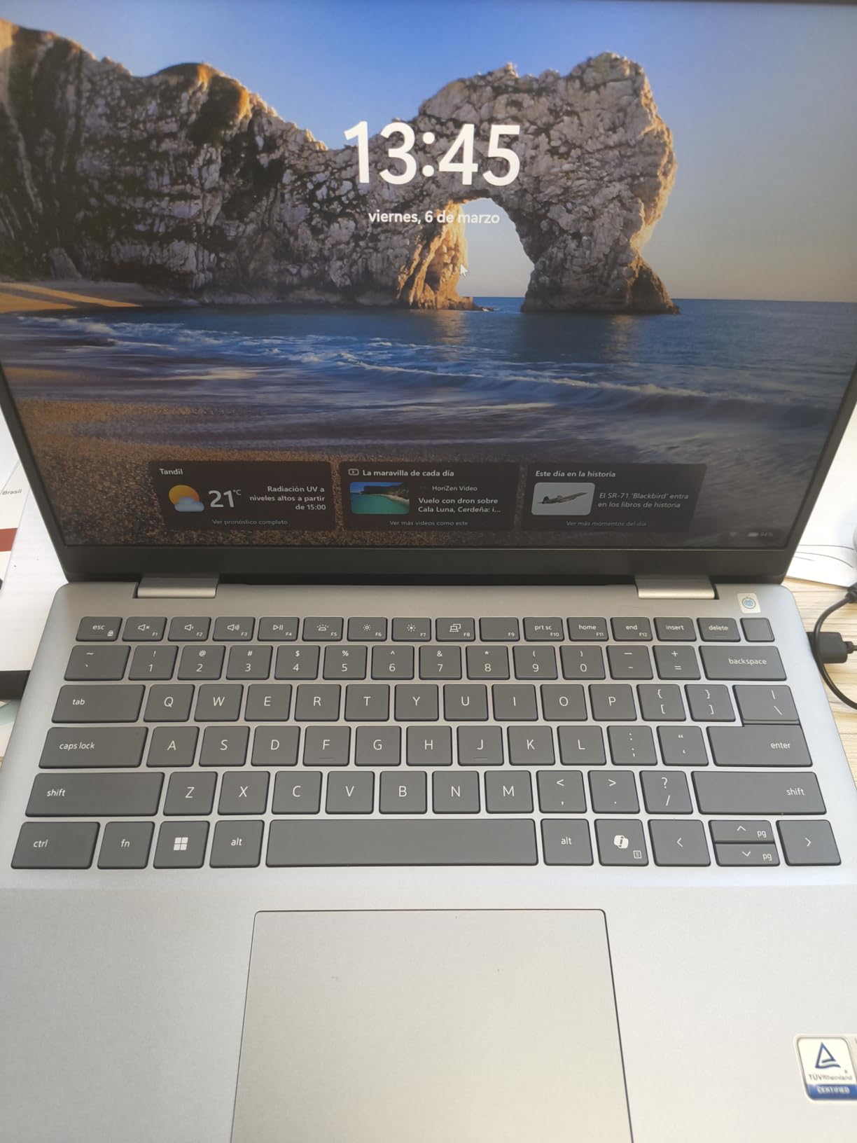 Dell 14 Plus Laptop DB14250-14-inch 16:10 2.5K (2560x1600) Display, Intel Core Ultra 7-258V, 32GB LPDDR5X RAM, 1TB SSD, Intel Arc Graphics, Backlit Copilot Key Keyboard, Windows 11 Home customer photo 2