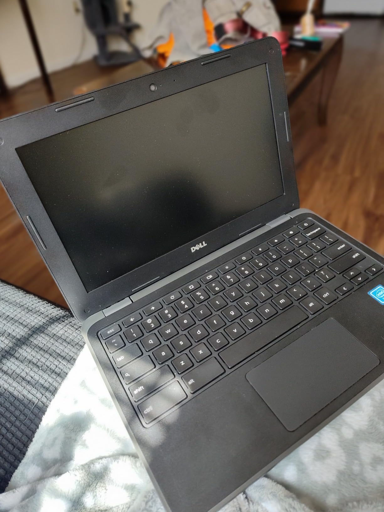 Dell Chromebook 3180 Laptop Computer, 11.6 Inch Laptop PC, Intel Celeron N3060, 4GB RAM, 16GB SSD, Web Camera, Wi-Fi, Bluetooth, HDMI, Chrome OS (Renewed) customer photo 2