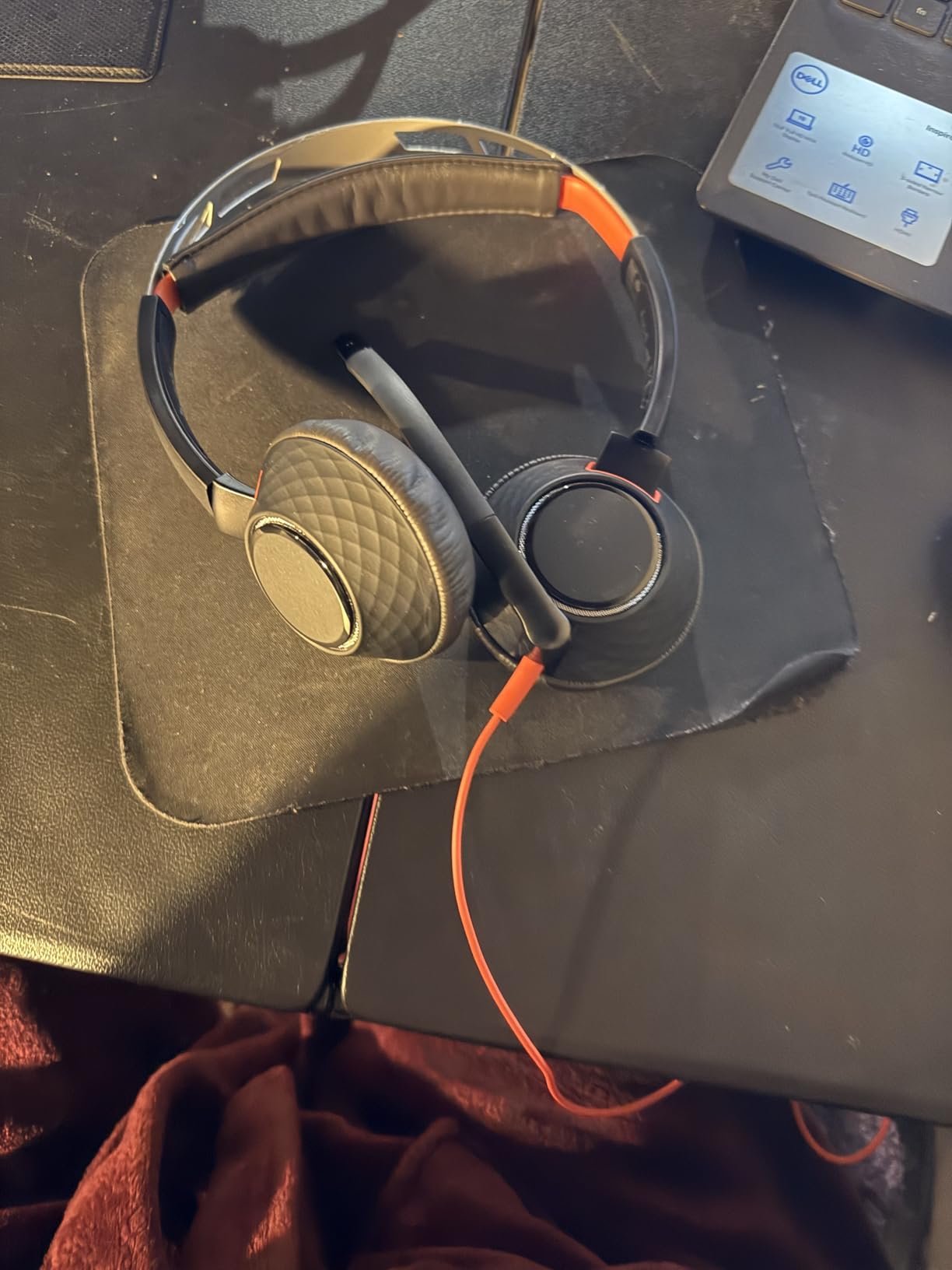 Poly Blackwire 5220 Wired Headset - Flexible Boom Mic - Noise Cancelling Headphones with Mic - USB-C, USB-A, 3.5mm - Ergonomic Over-Ear Design - Works with Microsoft Teams, Zoom - Work from Home customer photo 1