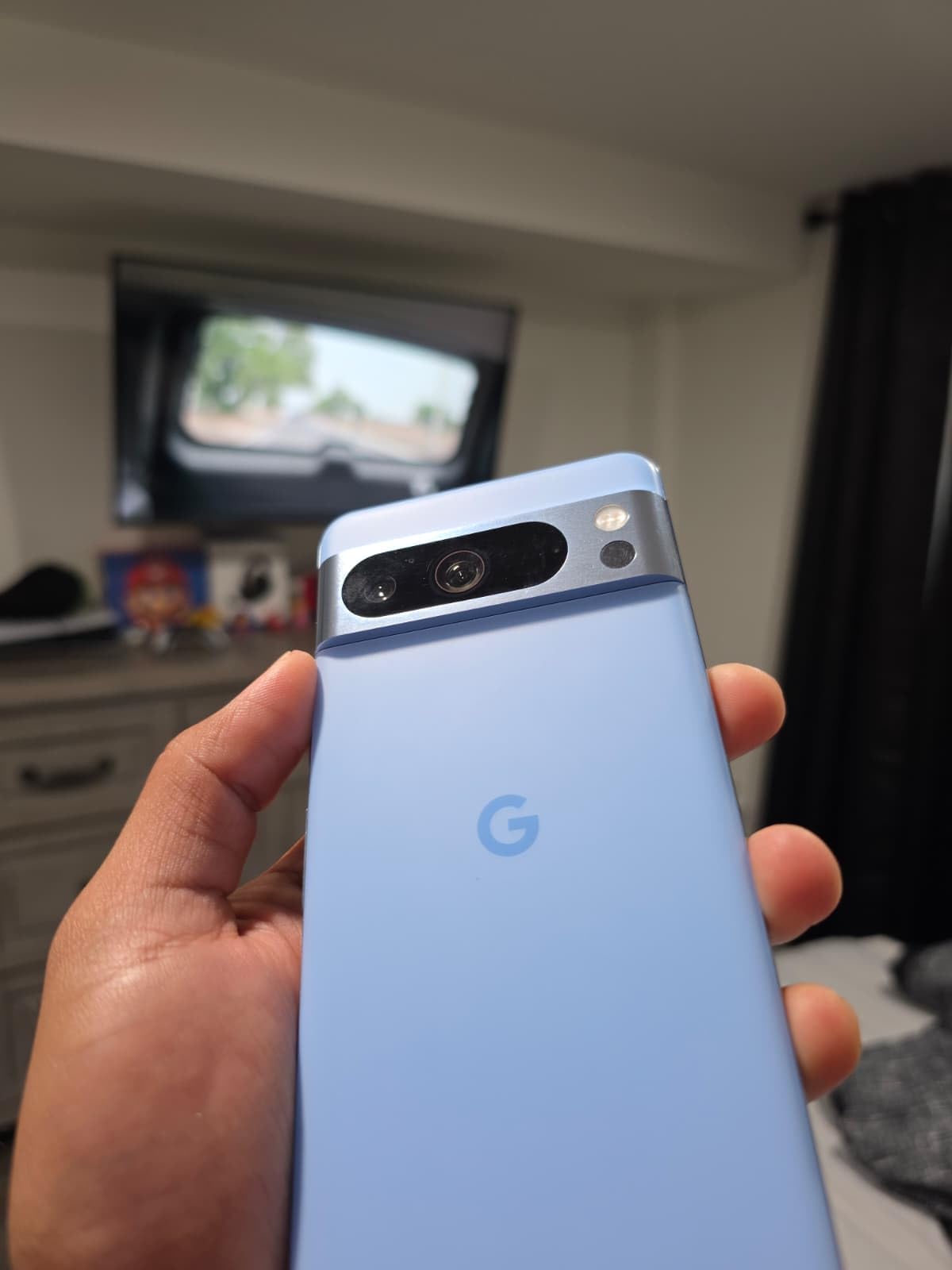 Google Pixel 8 Pro, 128GB, Black - Unlocked (Renewed) customer photo 2