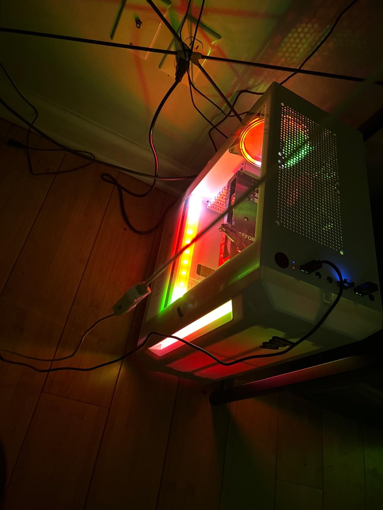 ViprTech Rebel 4.0 Gaming PC - AMD Ryzen 7 (4.1Ghz Turbo), RTX 4060 8GB, 16GB DDR4 RAM, 1TB SSD, VR-Ready, Streaming, WiFi BT, RGB, Win 11 Pro, Prebuilt Desktop Computer White customer photo 2