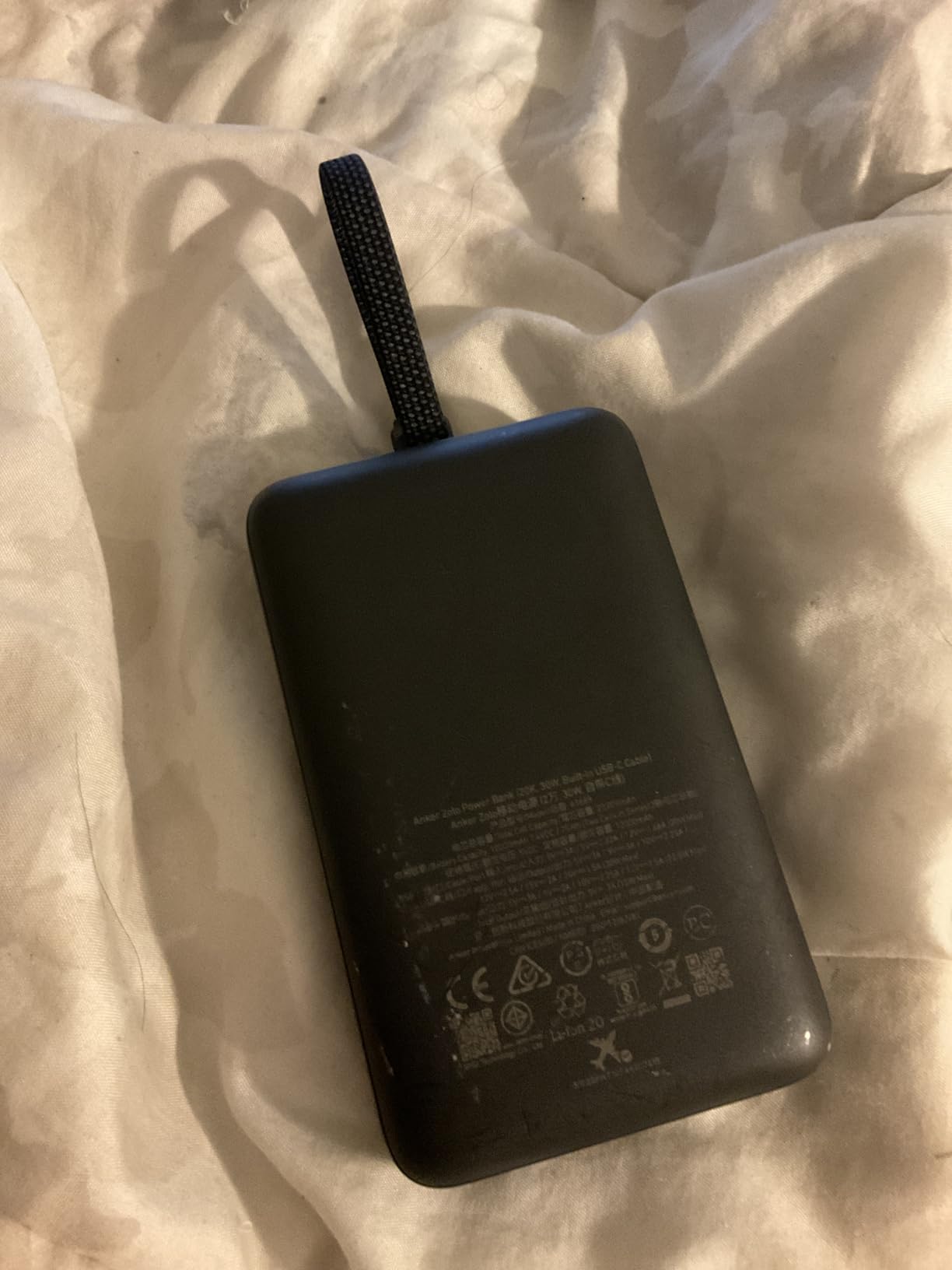 Anker Zolo Power Bank (2025 Upgraded Version), 20,000mAh 30W High-Speed Portable Charger with Built-in USB-C Cable, Battery Pack for iPhone 17/16 / 15 Series, Galaxy, and More customer photo 1