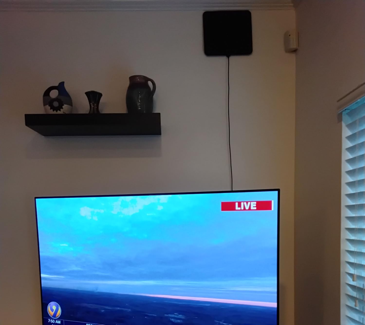 DAANT TV Antenna Indoor Long Range, Supports 4K 1080p Smart TV Signal Reception with 16ft HDTV Coax Cable customer photo 1
