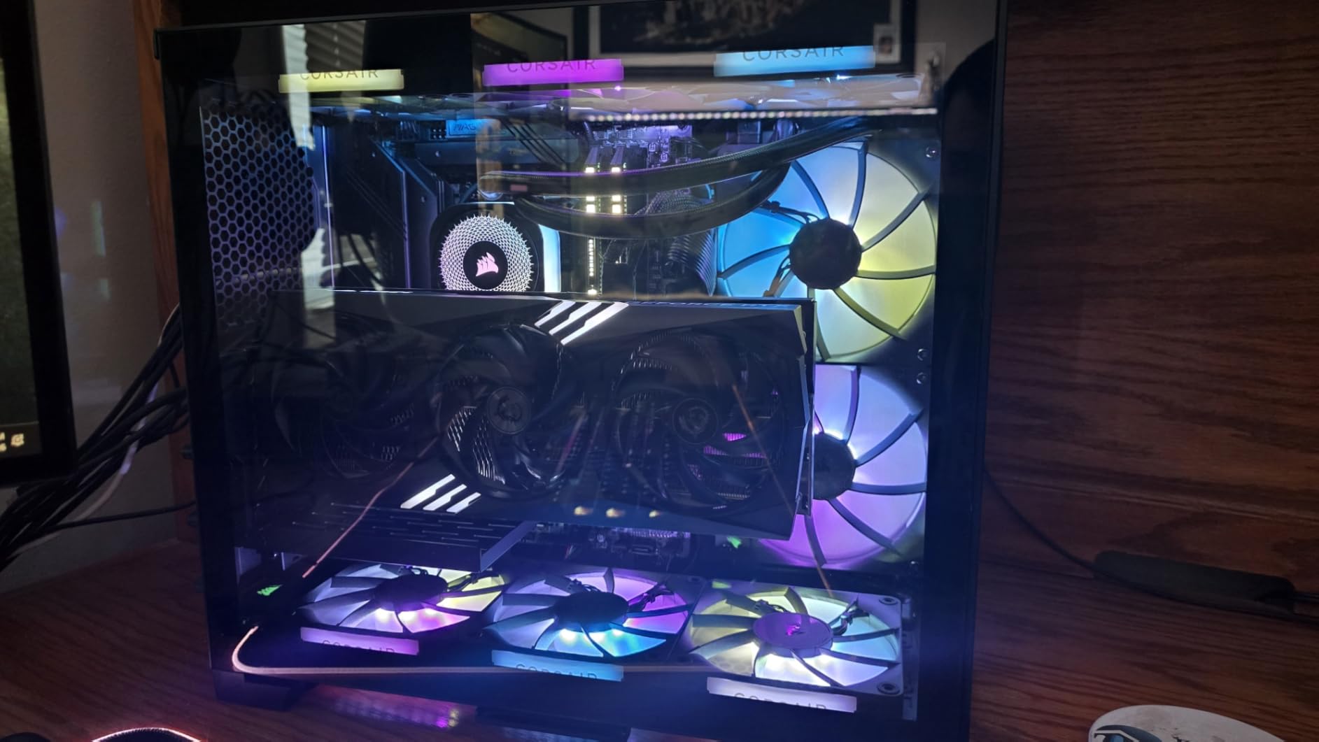 CORSAIR iCUE Link Titan 240 RX RGB Liquid CPU Cooler - 240mm AIO - Low-Noise - FlowDrive Cooling Engine - Intel LGA 1851/1700, AMD AM5/AM4 - 2X RX120 RGB Fans - iCUE Link System Hub Included - Black customer photo 2