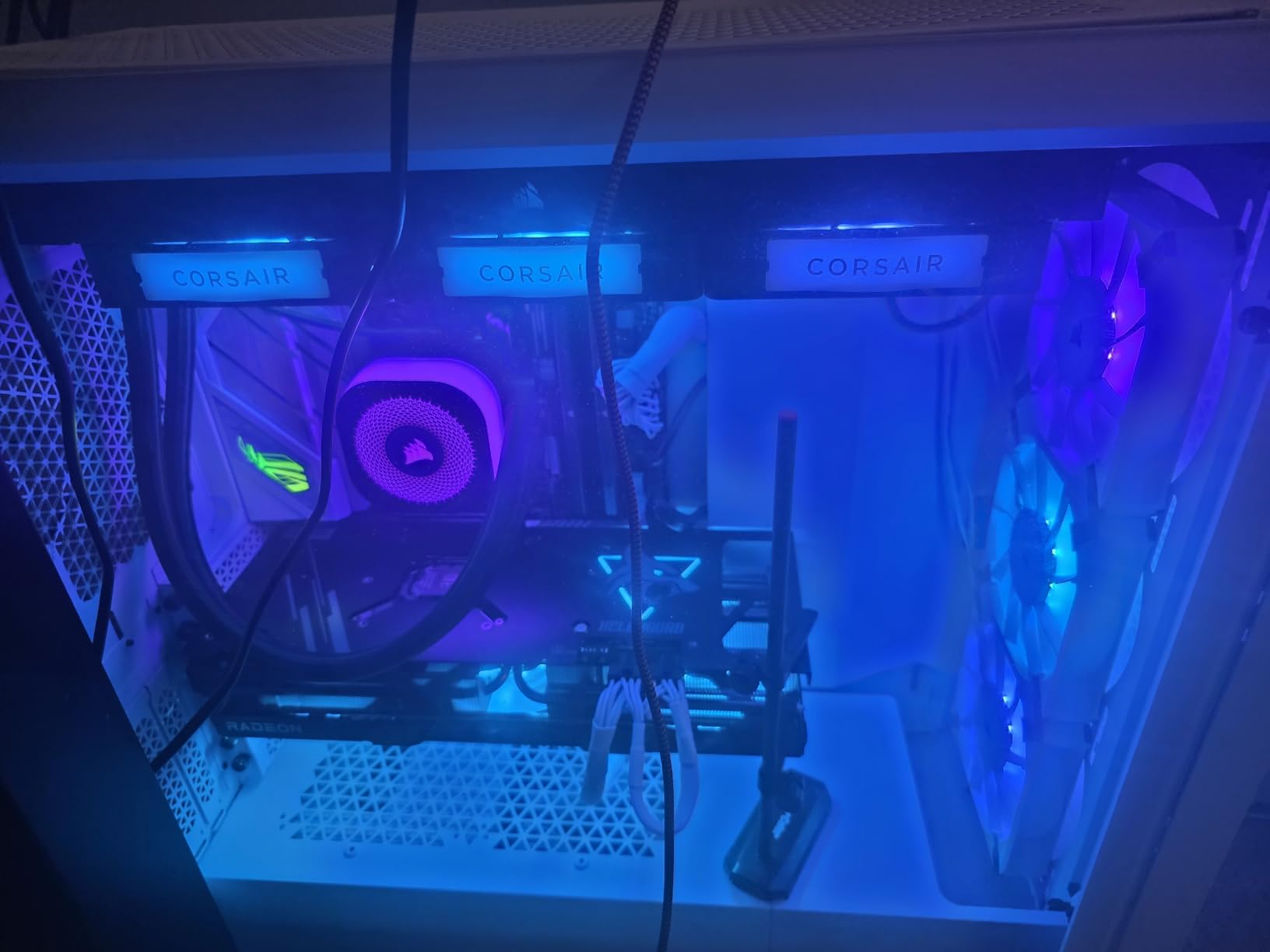 CORSAIR iCUE Link Titan 360 RX RGB Liquid CPU Cooler customer photo 2