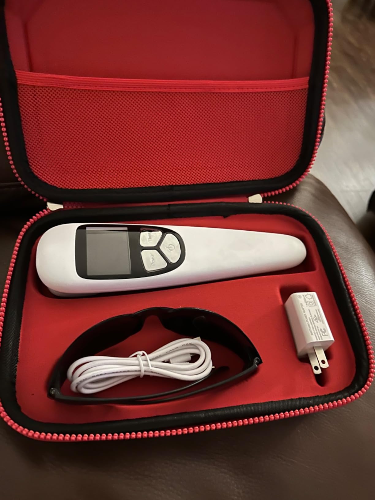 Cold Laser Therapy Device with LED Display Human/Vet Red Light Therapy Device Targets Joint and Muscles for Elbows, Knees, Shoulders, Hands (4x808nm +14X650nm) customer photo 1