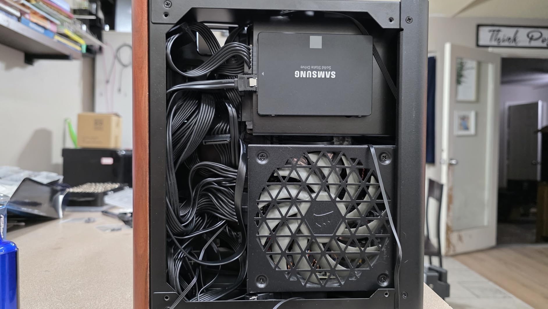 JONSBO TK-0 Black ITX Mini Tower PC Case, Hyperboloid Glass Desktop Design, Separated Cabinet Structure, Al Alloy Shell DTX/ITX Walnut Wood Computer Case, Sff Case, Black customer photo 2