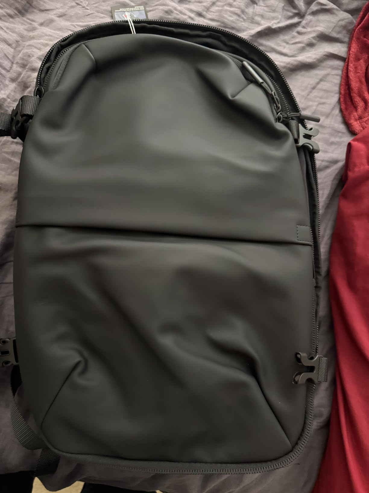 BlackVoyage Vortex Vacuum Seal Travel Backpack 60L Expandable Air Compression System Water Resistant TSA Lock Carry-On customer photo 1