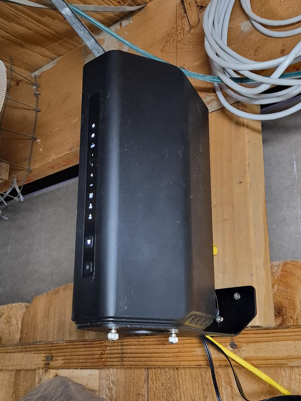 NETGEAR Nighthawk Tri-Band WiFi 7 Router (RS500) - Router Only, BE12000 Wireless Speed (up to 12 Gbps) - Covers up to 3,000 sq. ft., 120 Devices - 2.5 Gig Internet Port - Free Expert Help customer photo 1