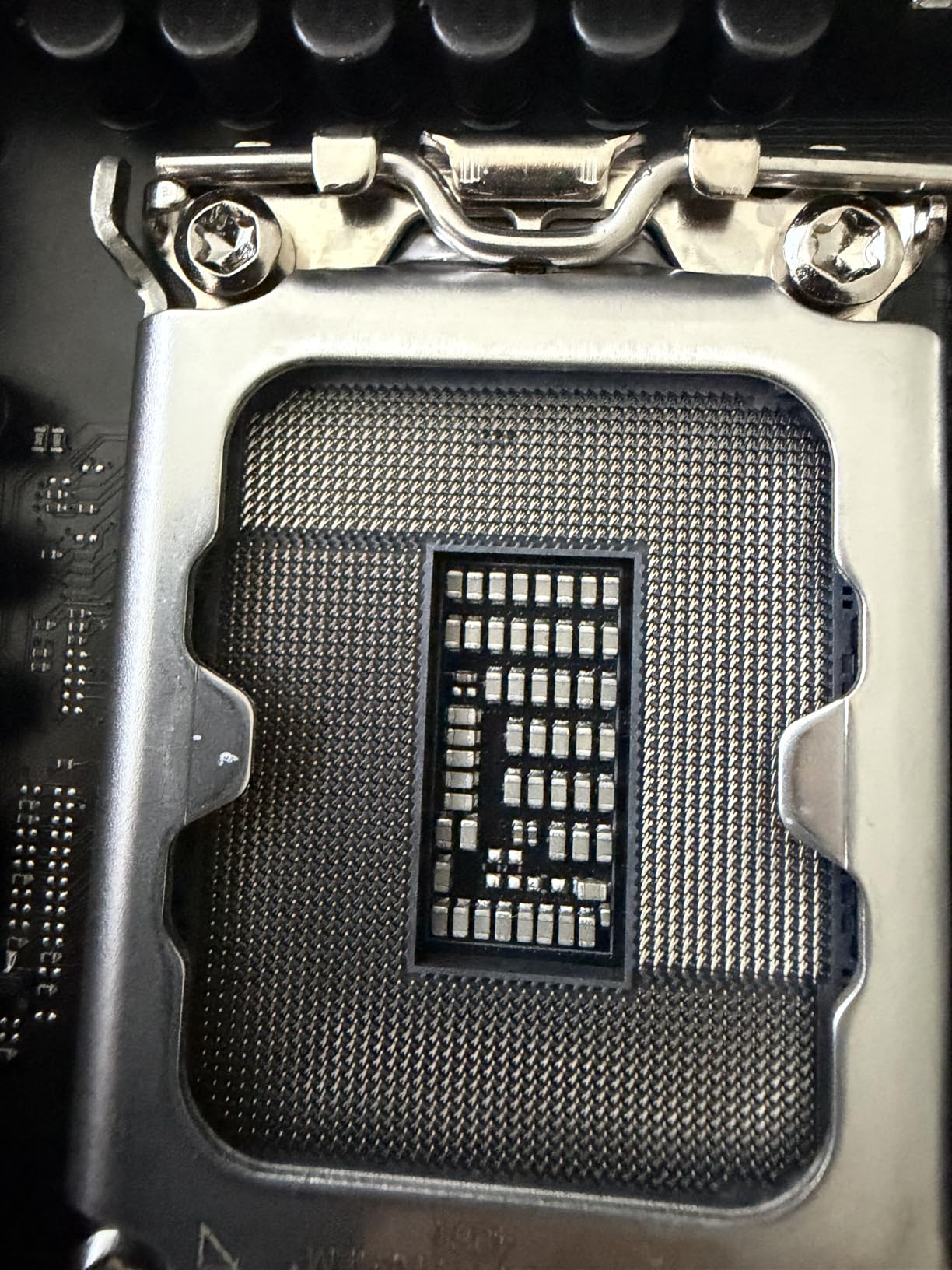 TUF Gaming Z890-PLUS WiFi Z890 LGA 1851 ATX Motherboard, Intel Core Ultra Series 2 Ready, Advanced AI PC-Ready, 16+1+2+1 Stages, DDR5, PCIe 5.0, Thunderbolt 4 Type-C, 4X M.2, Wi-Fi 7, 2.5Gb customer photo 2