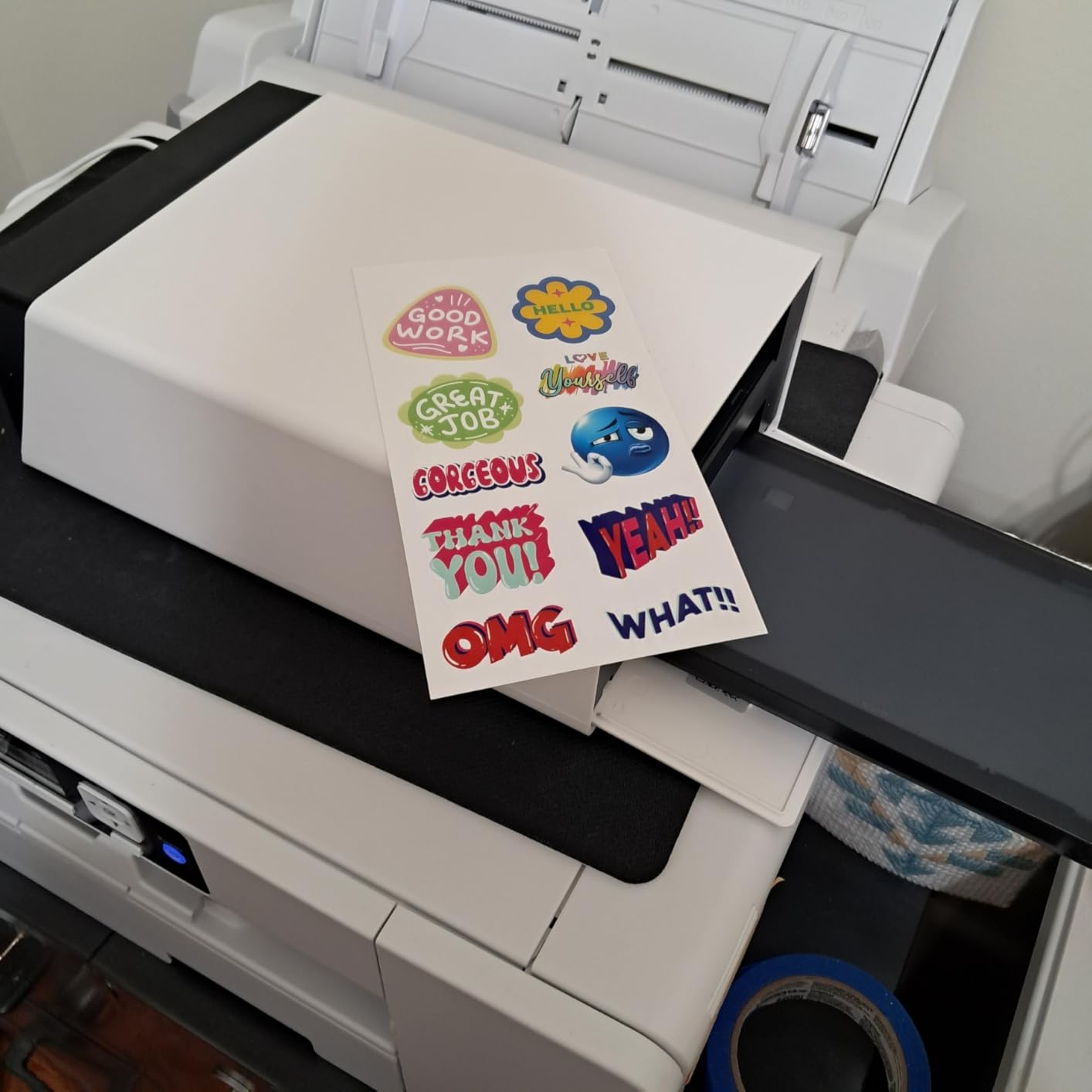 Liene PixCut S1 Color Sticker Printer & Cutting Machine - All-in-One Sticker Maker for DIY Crafts, Custom Labels & Gifts. Thermal Dye-Sublimation Photo Printer, 300 DPI, Precise AI Auto-Cutting customer photo 2
