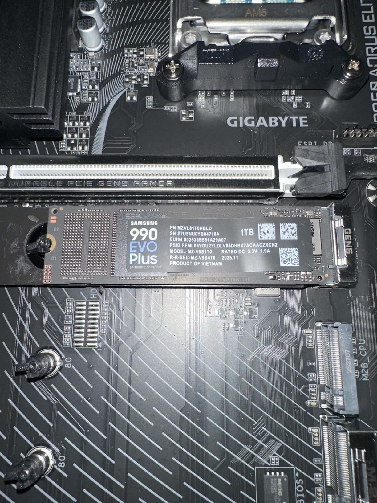 990 EVO Plus SSD 1TB, PCIe Gen 4x4, Gen 5x2 M.2 2280, Speeds Up to 7,150 MB/s, Upgrade Storage for PC/Laptops, HMB Technology and Intelligent Turbowrite 2.0, (MZ-V9S1T0B/AM) customer photo 2