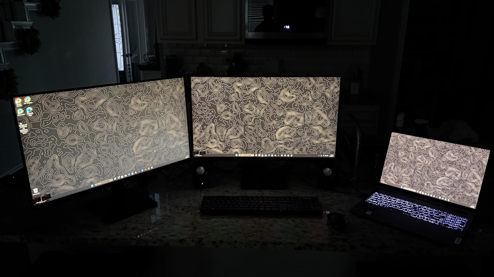 Samsung 27in (S30GD) Essential Monitor with IPS Panel and Tilt Only Stand, 100Hz Refresh Rate, Ergonomic Design, Advanced Eye Care, Game Mode, LS27D304GANXZA customer photo 1