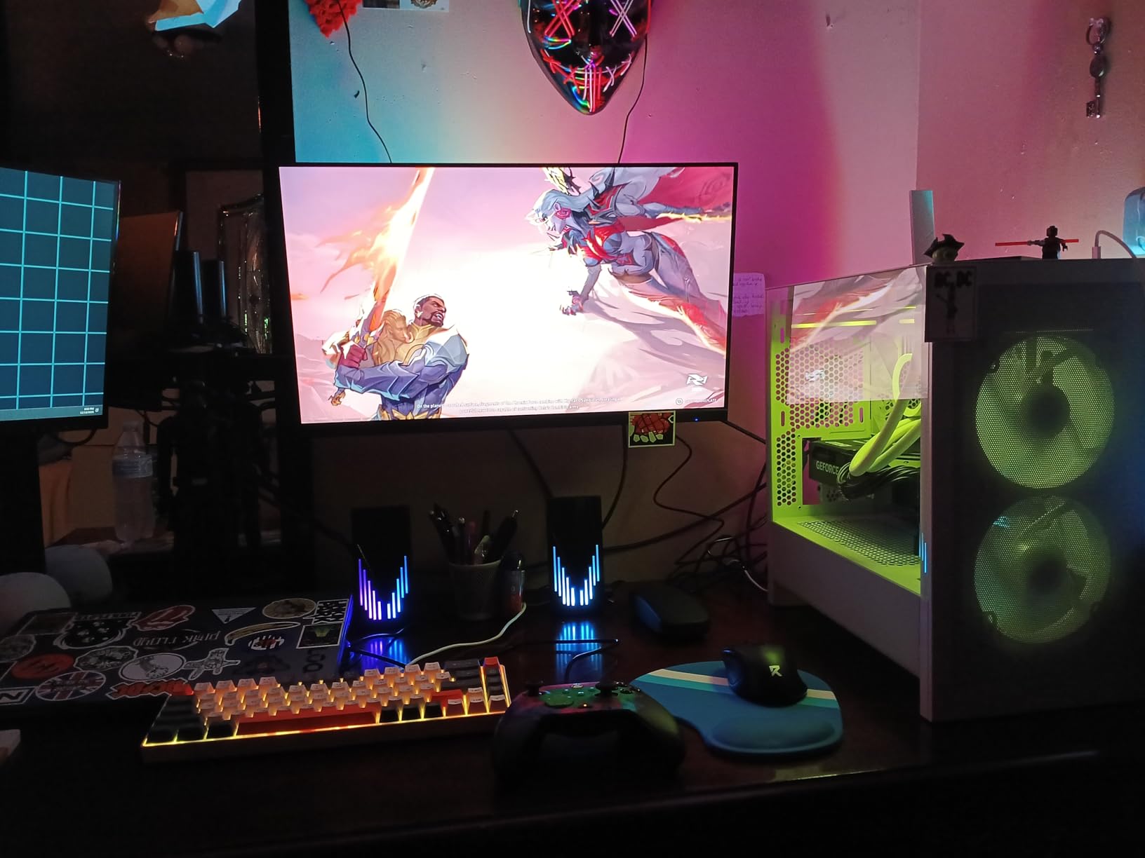 TJOY Smart Light Bars, Gaming Lights for Desk, 14 Inches, RGB Light Bar, TV Backlight with Music Sync and Scene, 60 Lumens, Mood Lighting for PC, Game, RGB Desk Lighting customer photo 2