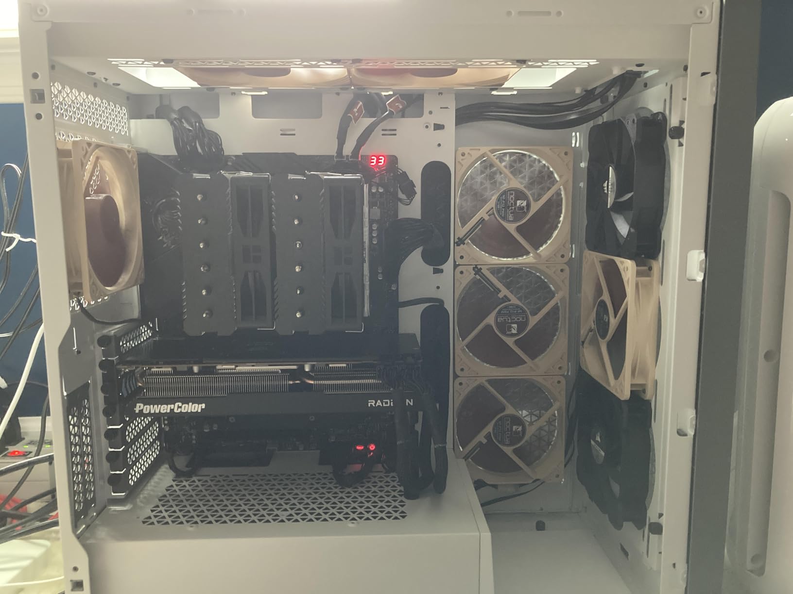 PowerColor AMD Radeon RX 7800 XT 16GB GDDR6 customer photo 1