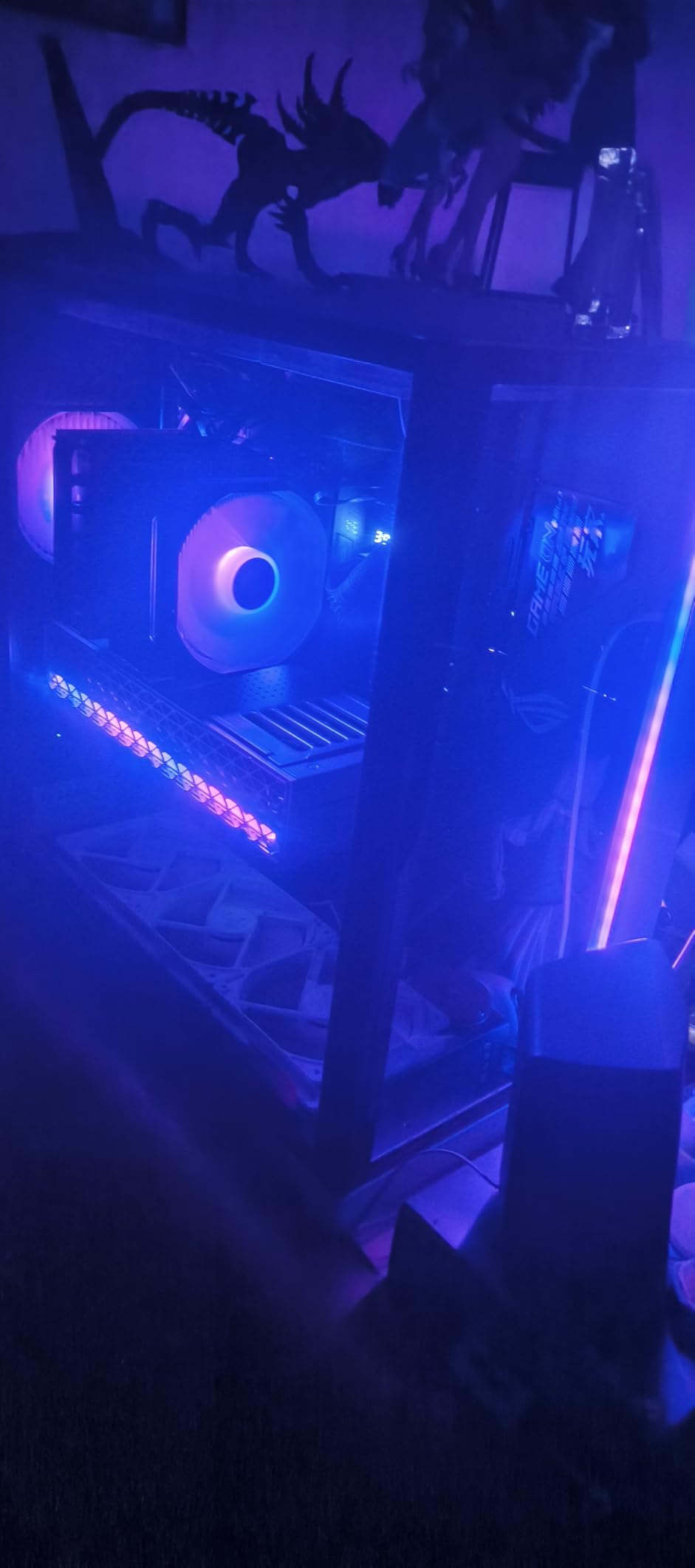 Sapphire 11348-01-20G Nitro+ AMD Radeon RX 9070 XT Gaming OC Graphics Card with 16GB GDDR6, AMD RDNA 4 customer photo 2