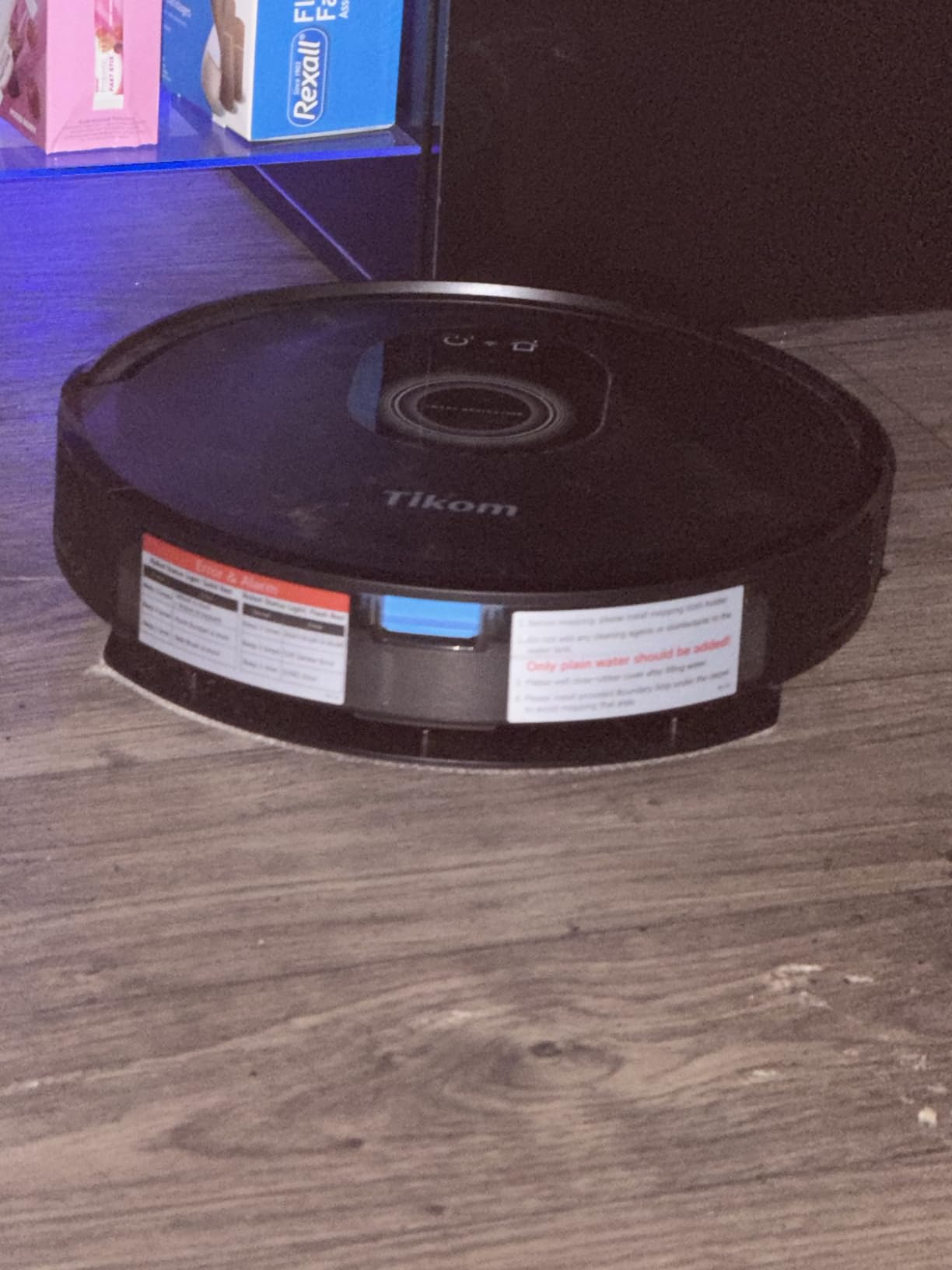 Tikom Robot Vacuum and Mop Combo, 5000Pa Robotic Vacuum Cleaner, 150 Min Max, App & Remote Control, Ideal for Hard Floor, Carpet, Pet Hair, Self-Charge(G8000 Max) customer photo 1