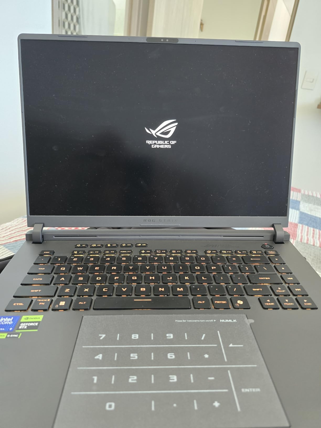ROG Strix G16 (2025) Gaming Laptop, 16