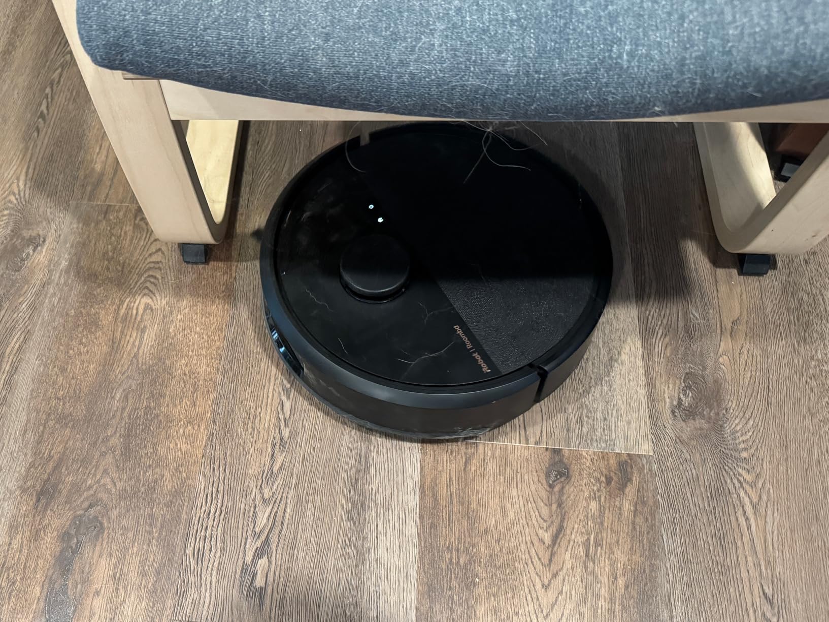 Roomba Max 705 Robot Vacuum with AutoEmpty Dock, Powerful Suction, Dual Rubber Anti-Tangle Brushes, LiDAR Navigation, Obstacle & Anti-Fall Detection, for Carpet and Hard Floors customer photo 2