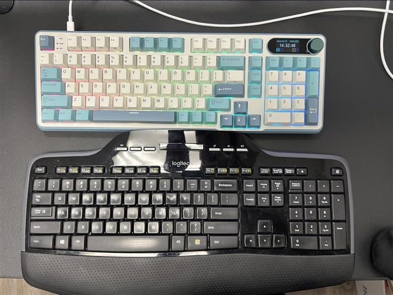 RK ROYAL KLUDGE R98 Pro Wired Mechanical Keyboard, 96% Creamy Gaming Keyboard RGB Backlit with Number Pad and Volume Knob, Gasket Mount, MDA Profile PBT Keycaps, Hot Swappable Linear Switch customer photo 2