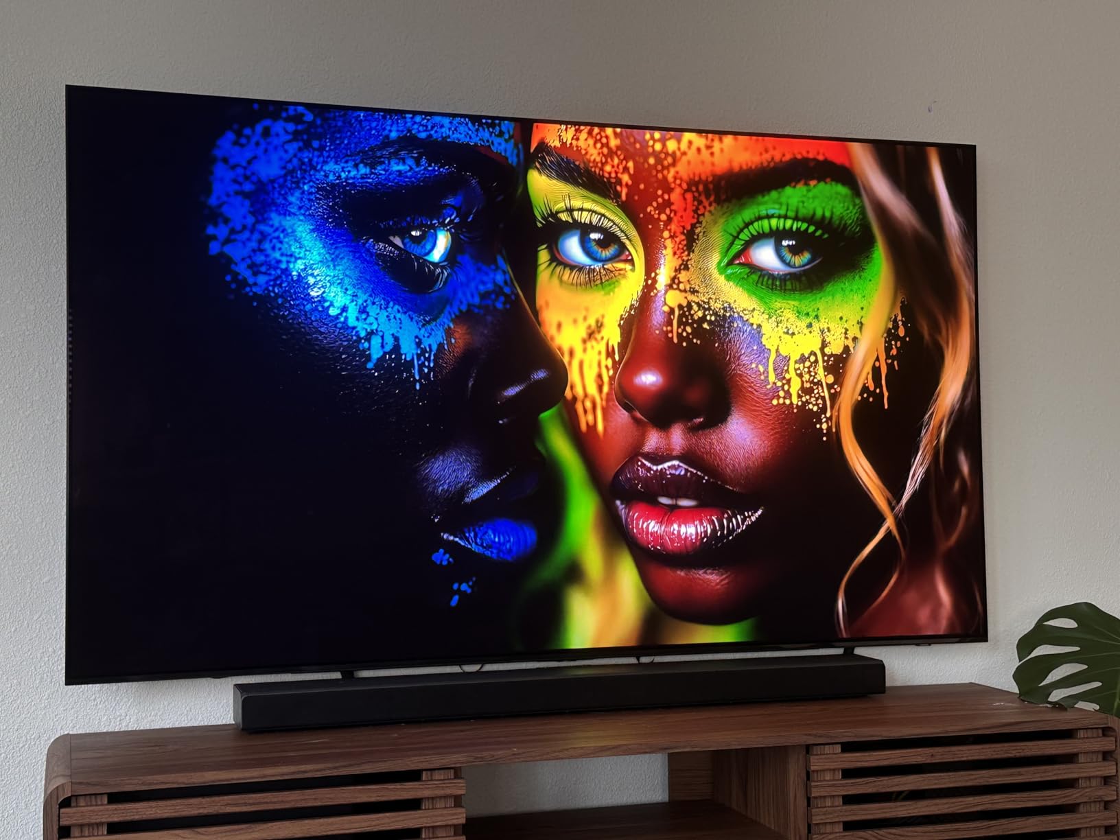 55-Inch Class S90F Smart TV (2025 Model, 55S90F), NQ4 Gen3 Processor, Upscaling Pro, HDR+, Motion Xcelerator 144Hz, Vision, Alexa Built-in customer photo 2