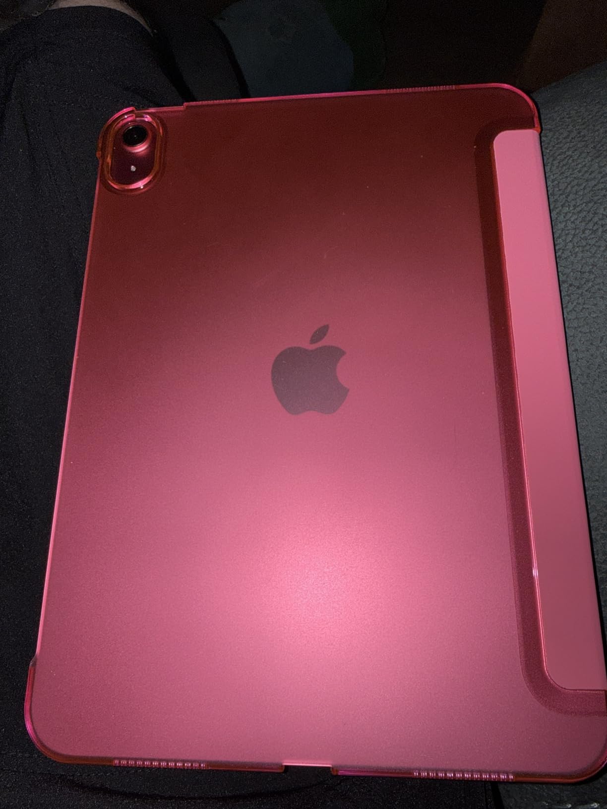 Apple iPad 11-inch: A16 chip, 11-inch Model, Liquid Retina Display, 128GB, Wi-Fi 6, 12MP Front/12MP Back Camera, Touch ID, All-Day Battery Life - Silver customer photo 1