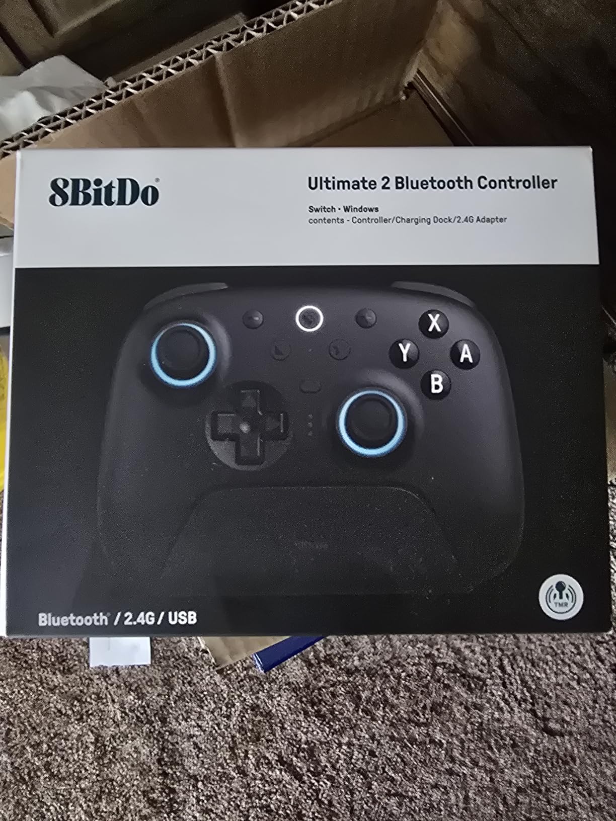 8BitDo Ultimate 2 Bluetooth Controller for Switch/Switch 2 & Windows PC, Switch Pro Controller with TMR Joysticks, Switchable Hall Effect/Tactile Triggers, Vibration and Motion Control - White customer photo 1