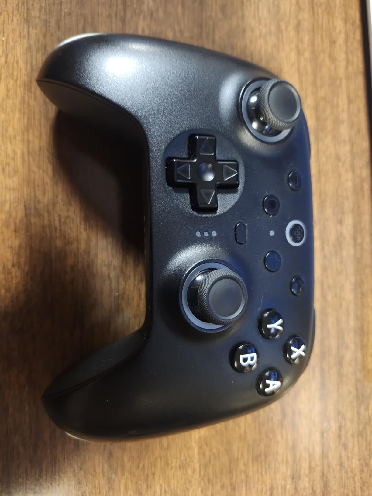8BitDo Ultimate 2 Bluetooth Controller for Switch/Switch 2 & Windows PC, Switch Pro Controller with TMR Joysticks, Switchable Hall Effect/Tactile Triggers, Vibration and Motion Control - White customer photo 2