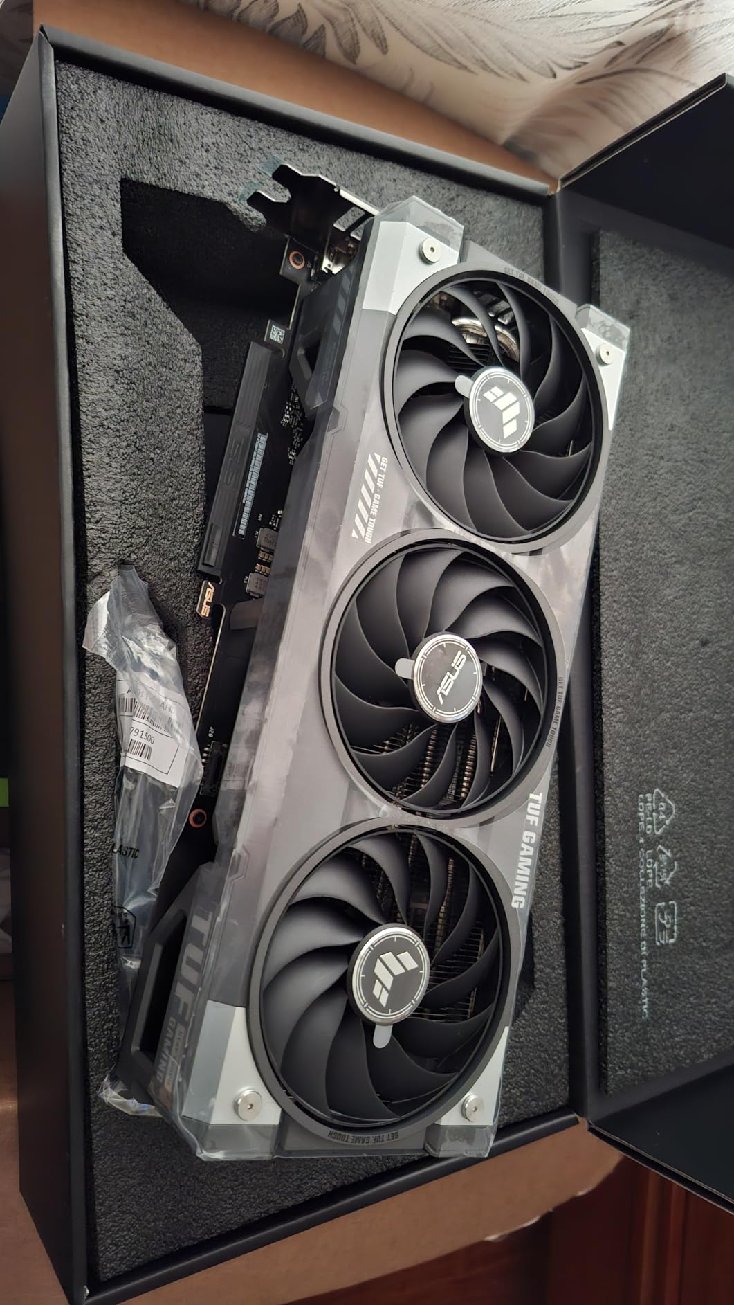 ASUS TUF Gaming NVIDIA GeForce RTX 5060 Ti 8GB GDDR7 OC Edition Graphics Card,(PCIe 5.0, HDMI/DP 2.1, 3.1-Slot, Military-Grade Components, Protective PCB Coating, Axial-tech Fans), 3 Year Warranty customer photo 2