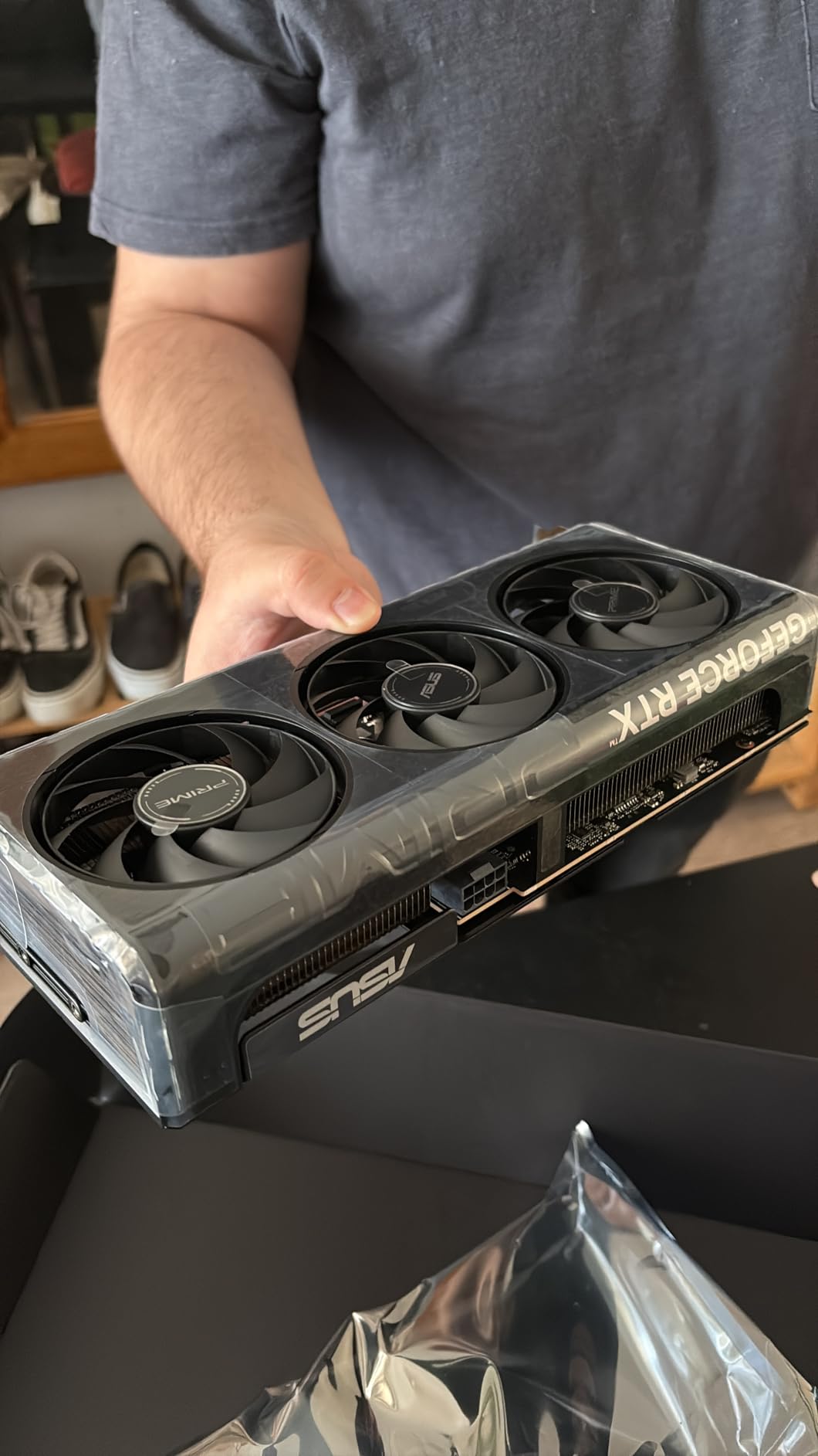ASUS SFF-Ready Prime NVIDIA GeForce RTX 5060 8GB GDDR7 OC Edition Graphics Card customer photo 2