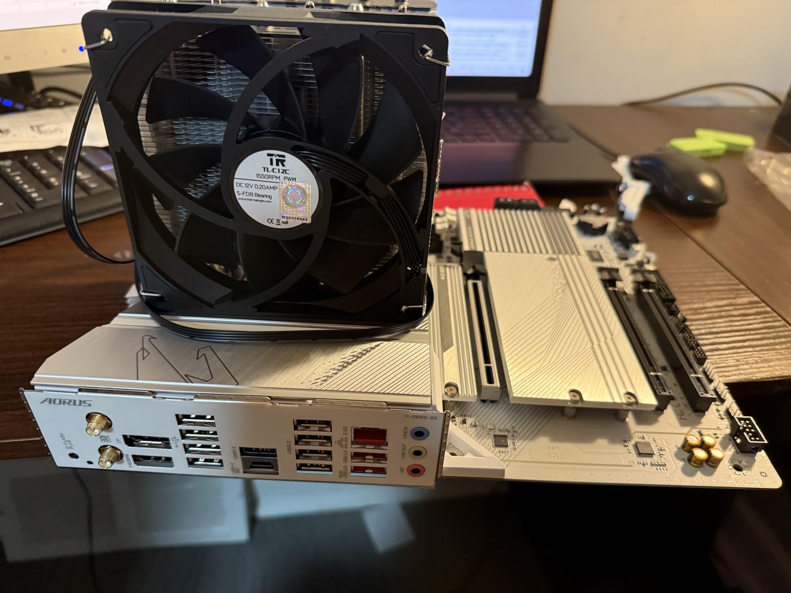 Micro Center AMD Ryzen 7 7700X CPU Processor with GIGABYTE B650 AORUS Elite AX ICE Motherboard (AM5, ATX, DDR5, Triple M.2, USB 3.2 Gen2X2 Type-C, WiFi 6E) customer photo 1