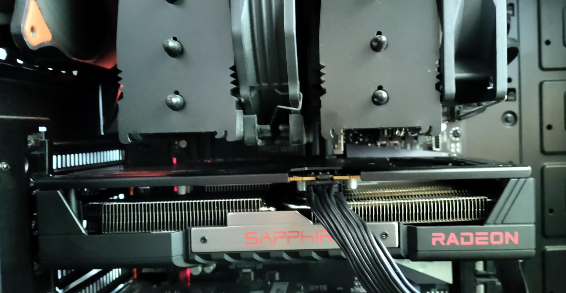 Sapphire 11350-03-20G Pulse AMD Radeon RX 9060 XT Gaming OC 16GB GDDR6 customer photo 1