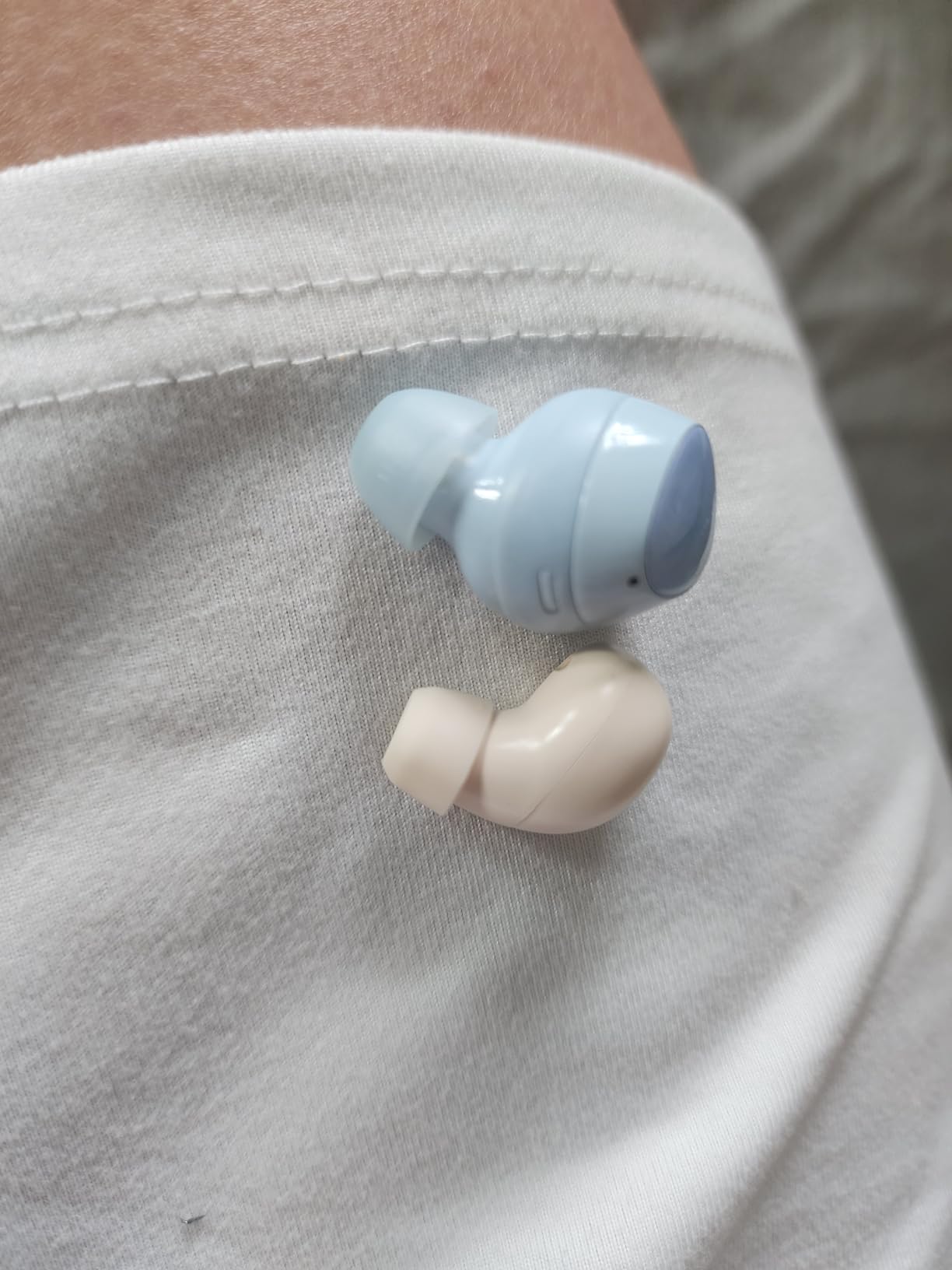 Yihou Invisible Small Mini Sleep Earbuds Headphones Wireless Bluetooth customer photo 2