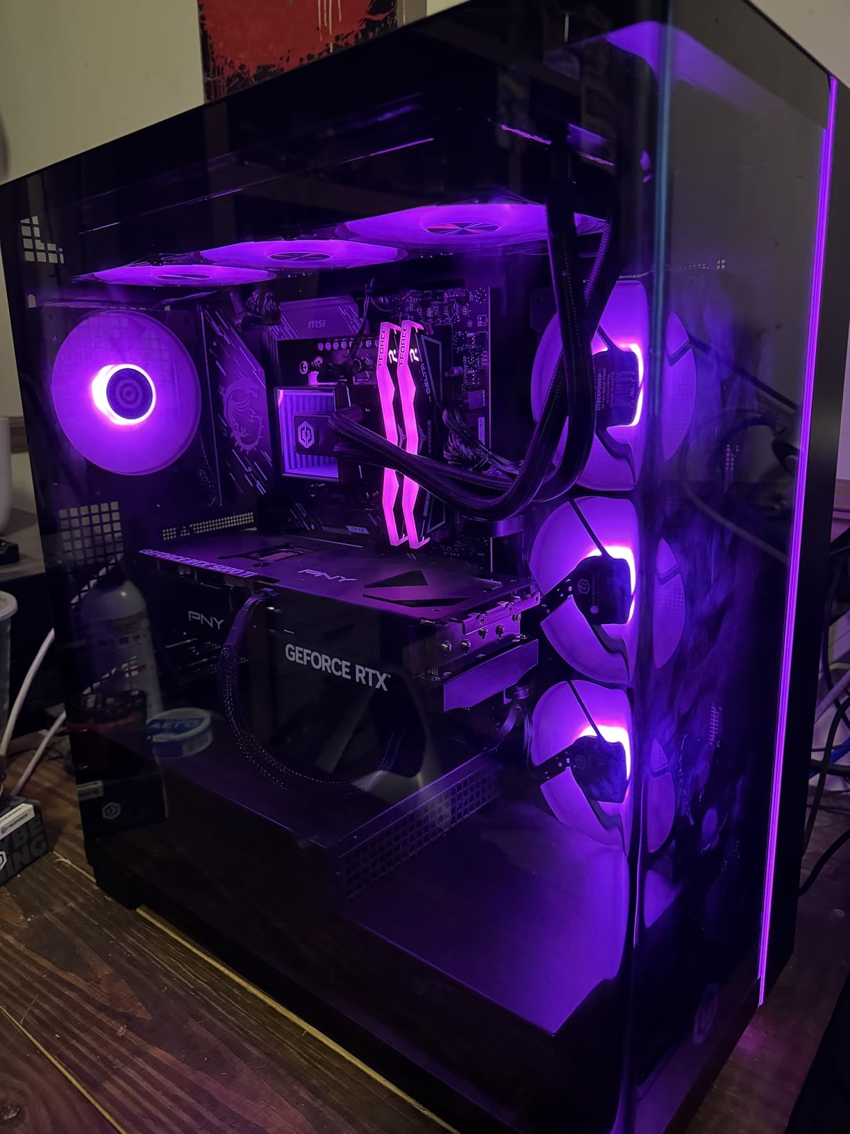 MSI X870 Gaming Plus WiFi V1 Motherboard, ATX-Supports AMD Ryzen 9000/8000/7000 Processors, AM5-60A SPS VRM, DDR5 Memory Boost 8200+ MT/s (OC), PCIe 5.0 x16 & 4.0 x16, M.2 Gen5, Wi-Fi 7, 5G LAN customer photo 2