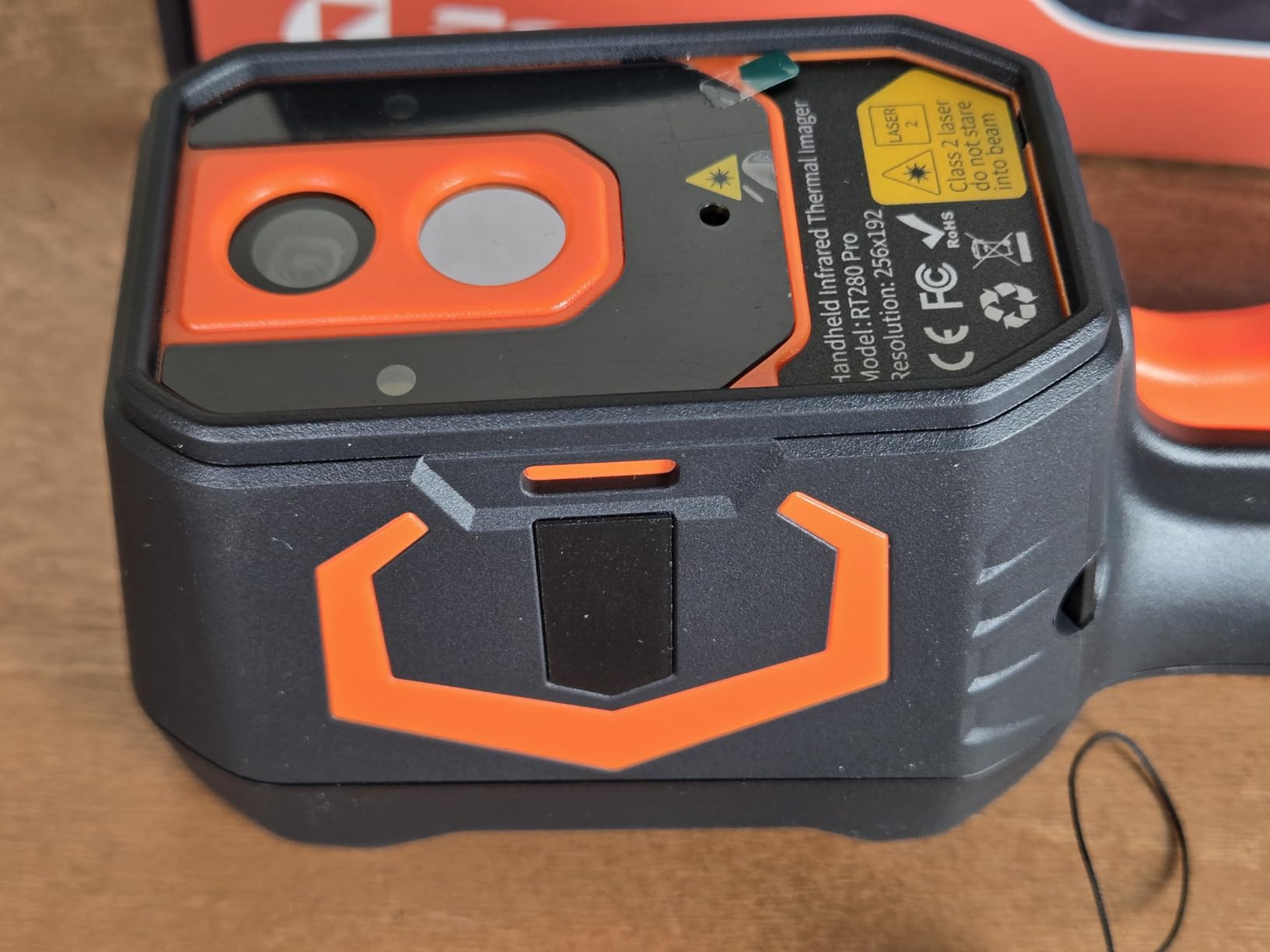 FOXWELL RT280 Thermal Imaging Camera, 320 X 240 2.8 LCD Screen Thermal Camera, TISR Resolution 240 x 180, 25Hz Handheld Infrared Cameras with Laser, PC Analysis, Photo & Video Recording, 8GB customer photo 2