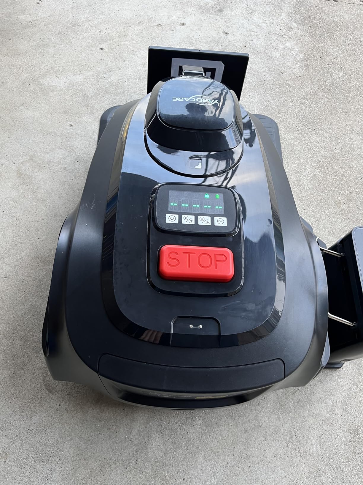 YARDCARE N1600 PRO Wireless Robotic Lawn Mower, RTK & Vision Navigation, Up to 0.4 Acre Coverage, Smart App Control, Multi-Zone Mapping, Systematic Mowing Robot customer photo 2
