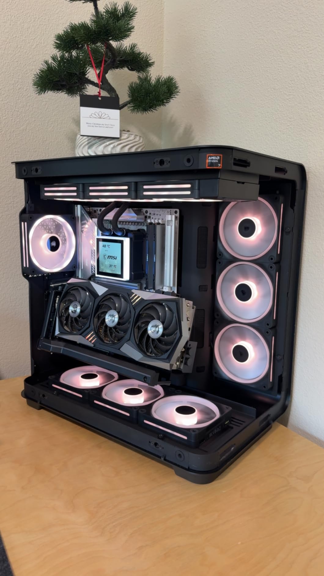 Premium Gen5 Vertical GPU Bracket, PCIex16 Gen5, D-RGB Lighting, 220mm (Black) customer photo 2