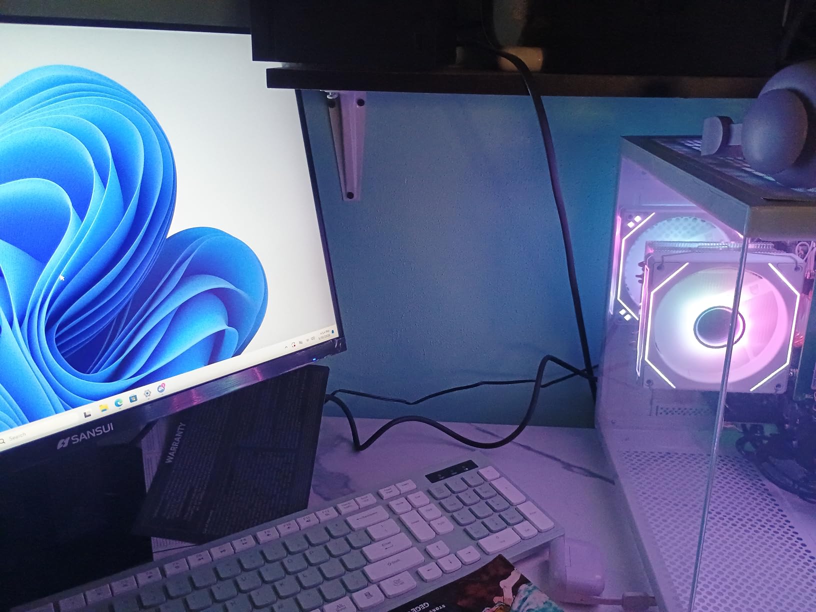 suevery Prebuilt Gaming PC,16G RAM, AMD Ryzen5 6Cores 3.6G Up to 4.1G, 512G SSD Wi-Fi 6 White Desktop Computer (Black, Ryzen5-16G-512G-RX560 4G) customer photo 2