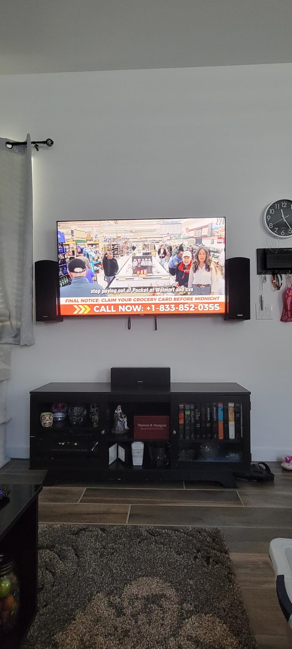 Smart TV 2026 - 50-Inch Select Series, 4K QLED TV - Roku TV with Voice Remote - Flat Screen QLED Television with Wi-Fi for Streaming Live Local News, Sports, & Movies - Bluetooth Headphone Mode customer photo 2